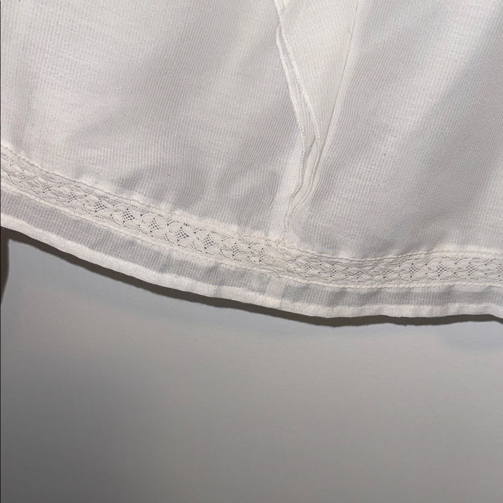 Guess Cream Ruffle Camisole - Picture 5 of 6